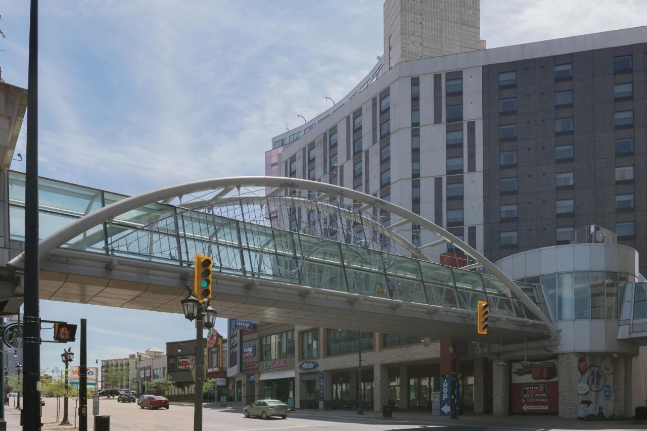 Wyndham Grand Fallsview Hotel Niagara Şelalesi Dış mekan fotoğraf