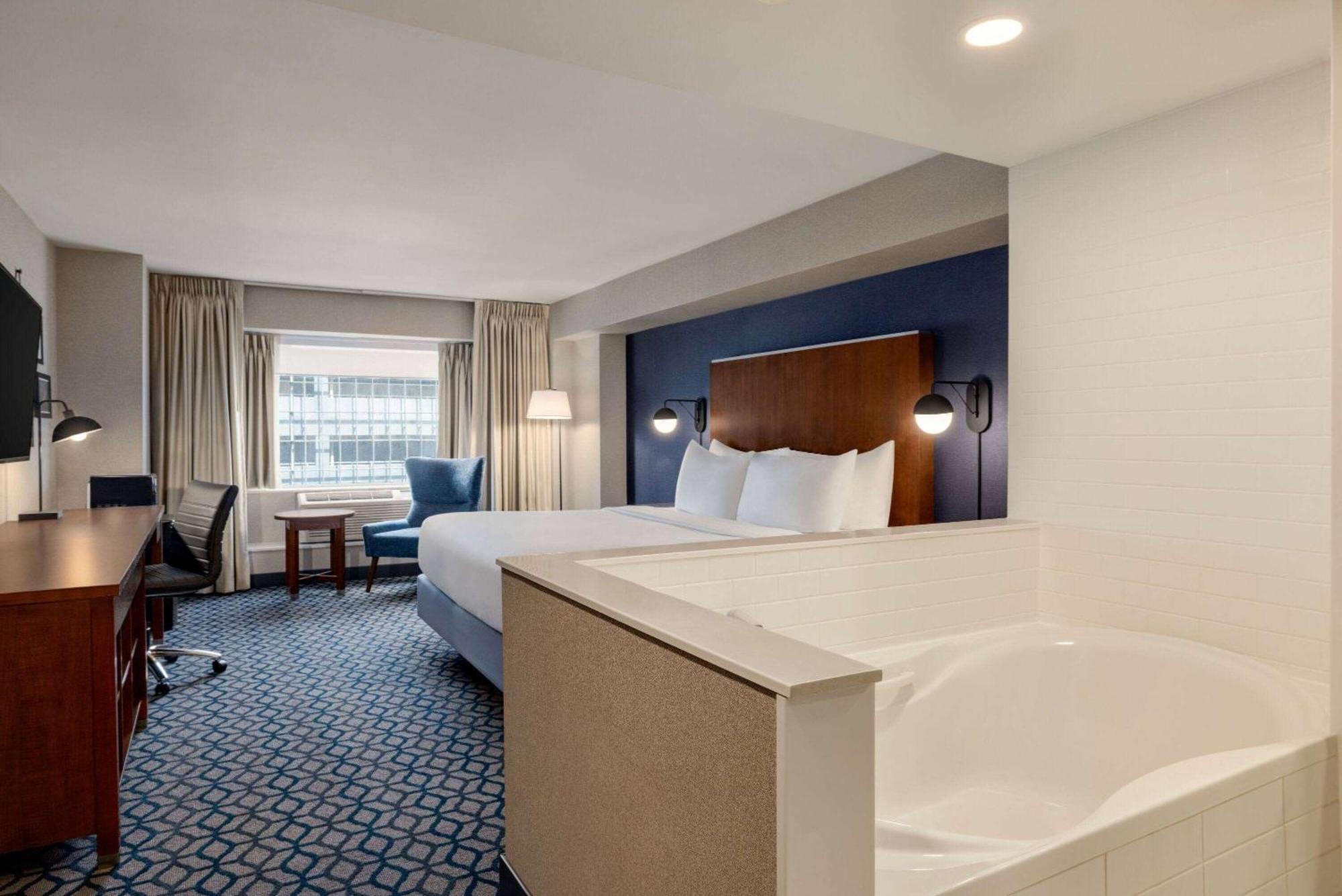 Wyndham Grand Fallsview Hotel Niagara Şelalesi Dış mekan fotoğraf